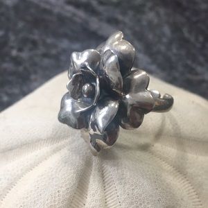 Silver Flower ring .950